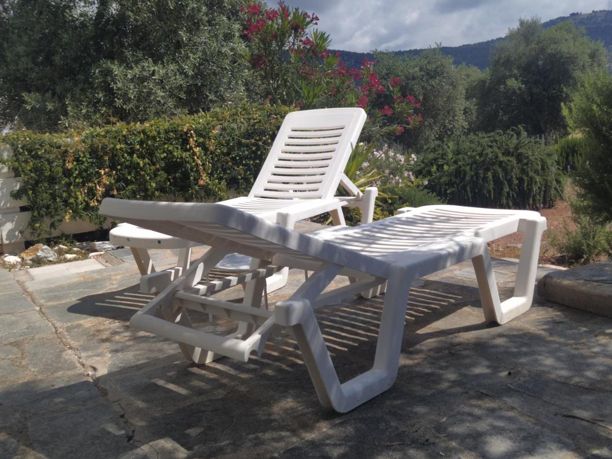 Ambra Villa Astris Bagian luar foto