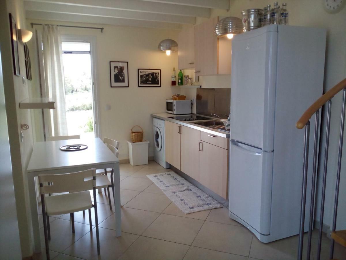 Ambra Villa Astris Bagian luar foto